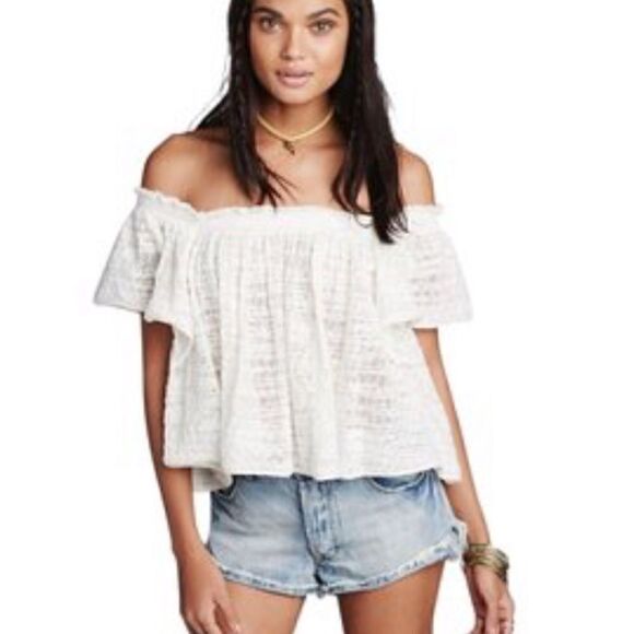Free people Thrills & Frills Sweater Ivory NWT - Picture 3 of 5